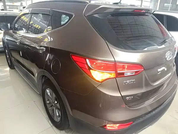 Hyundai Santa Fe 2015