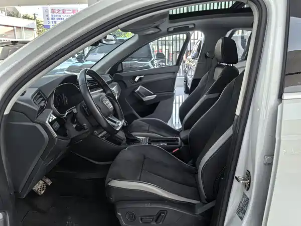 Audi Q3 2021