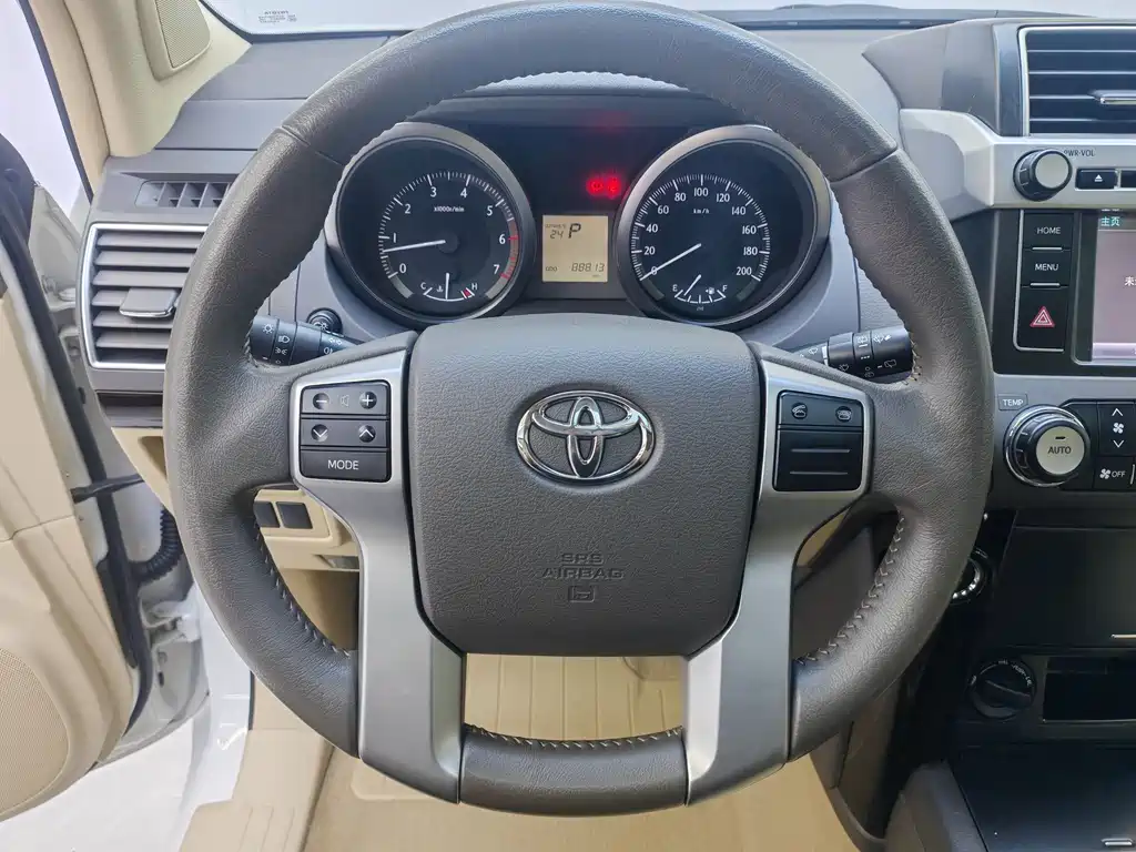 Toyota Prado 2017 — фото 9