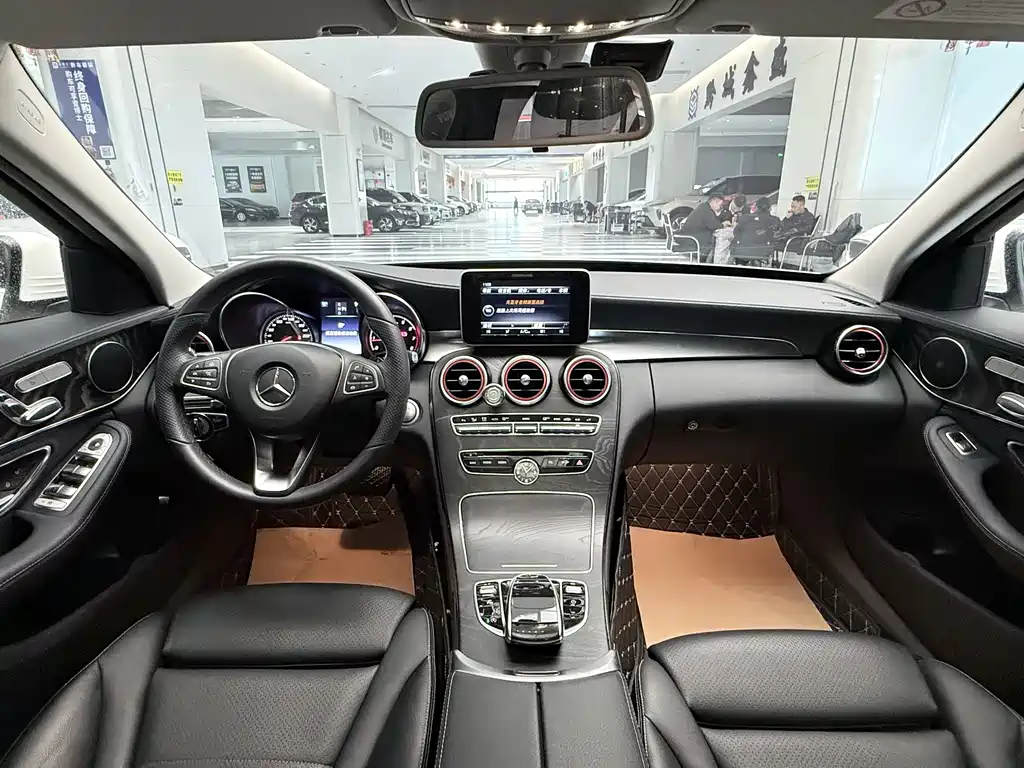 Mercedes-Benz C-Class 2017 — фото 8