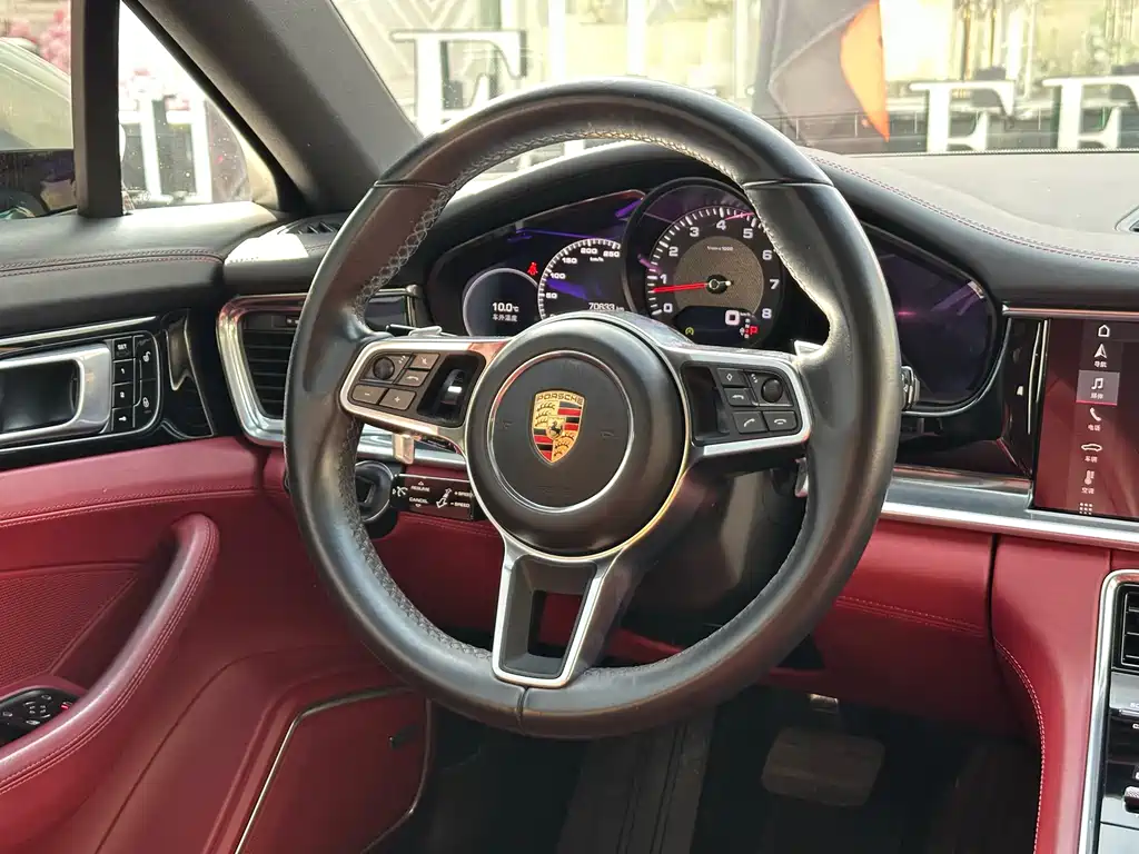 Porsche Panamera 2017 — фото 22