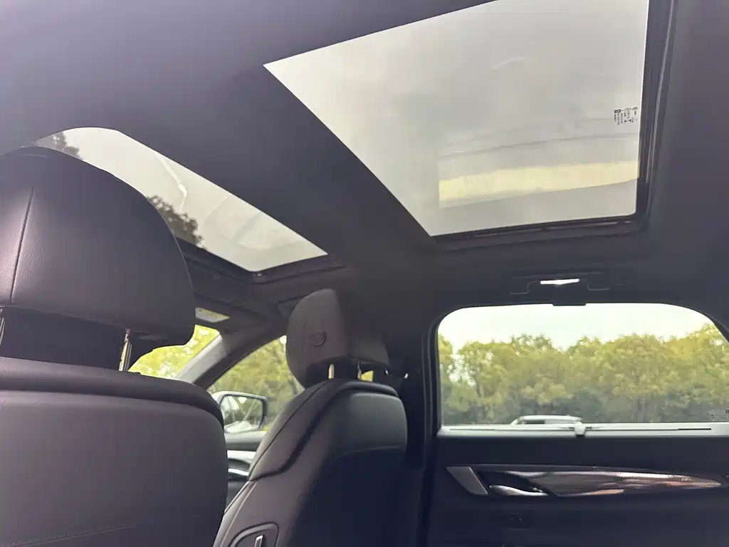 Cadillac CT6 2023 — фото 12