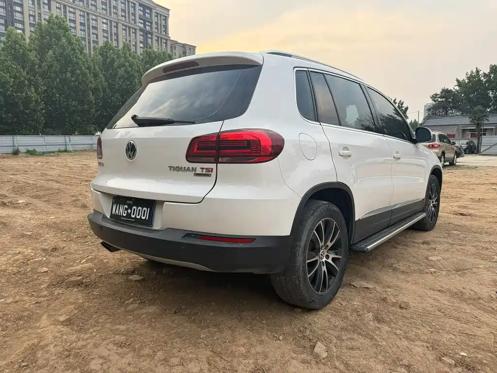 Volkswagen Tiguan 2015 — фото 9