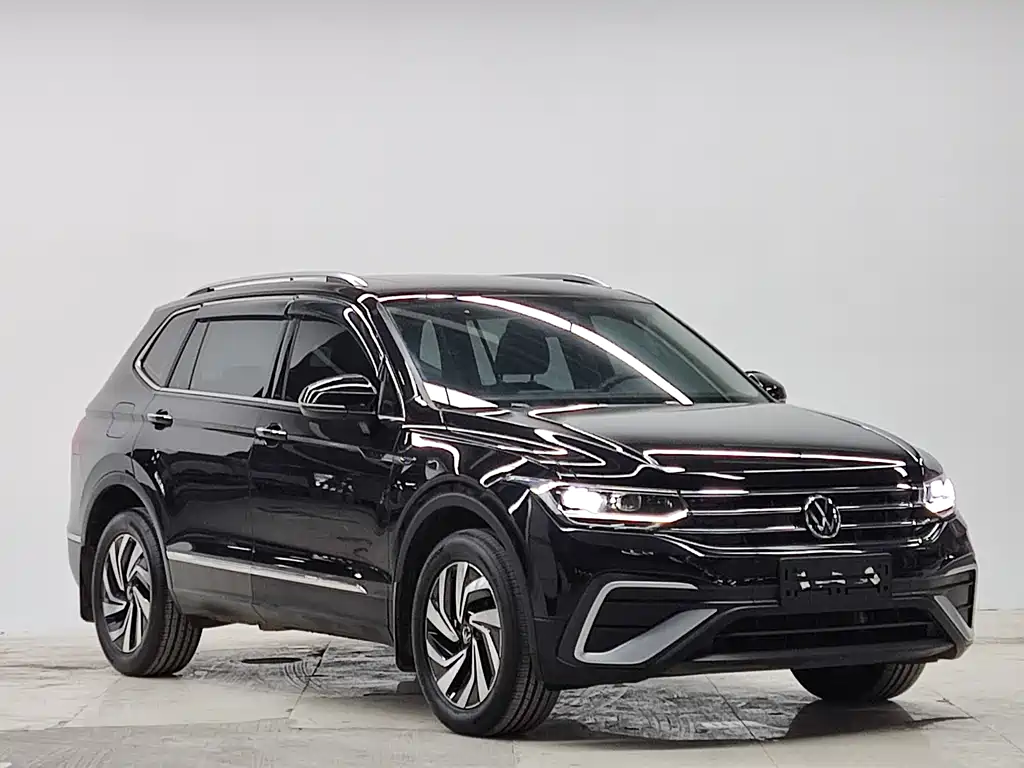 Volkswagen Tiguan L 2022 — фото 3