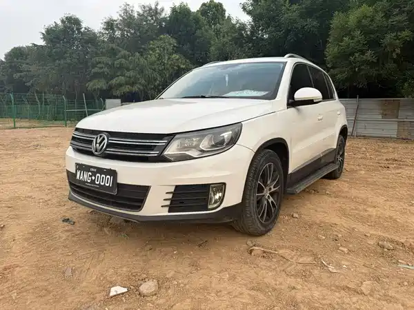 Volkswagen Tiguan 2015