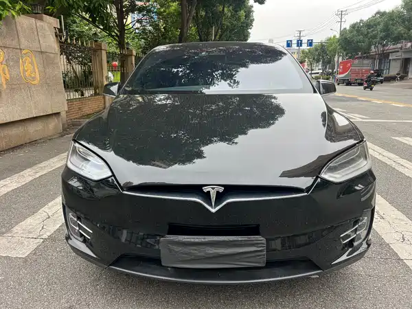 Tesla Model X 2016