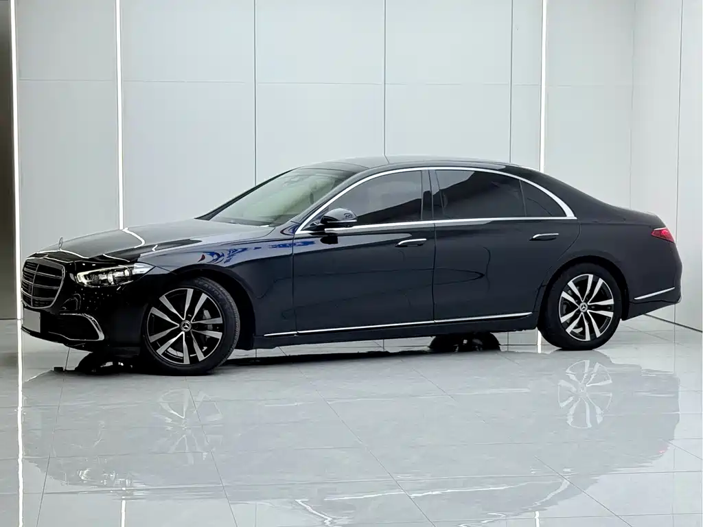 Mercedes-Benz S-Class 2023 — фото 1