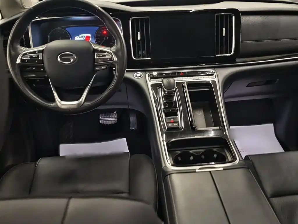 GAC Motor Trumpchi M8 2023 — фото 16