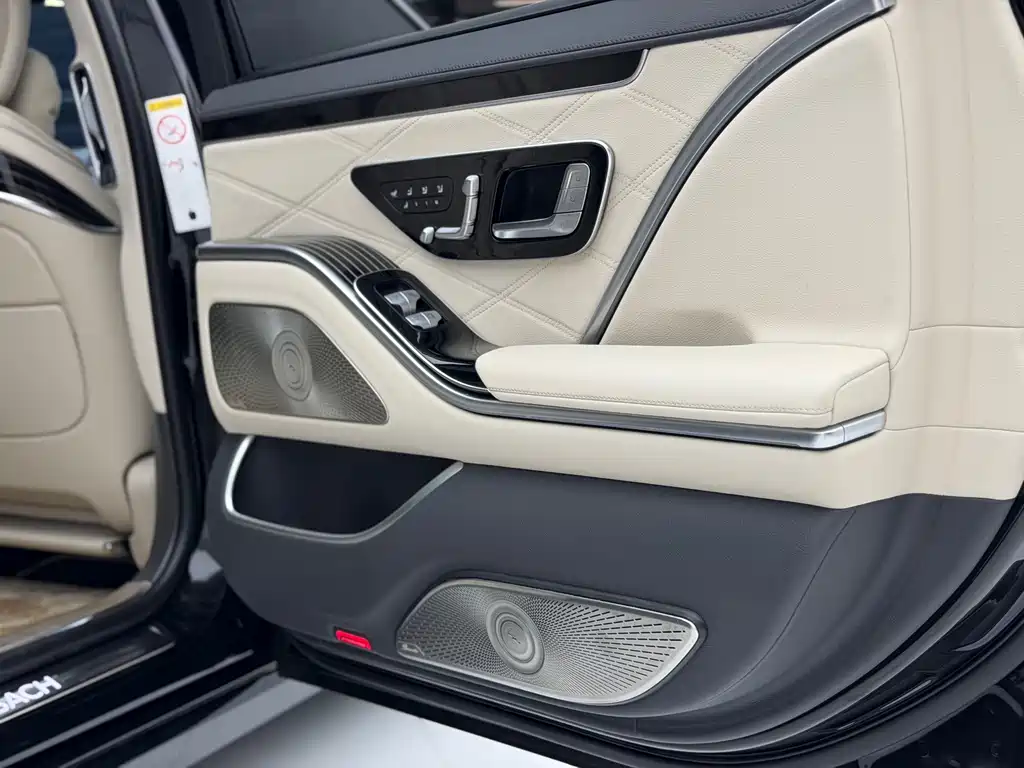 Mercedes-Benz Maybach S-Class 2023 — фото 10