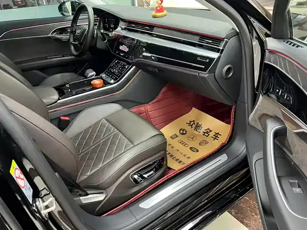 Audi A8 2021