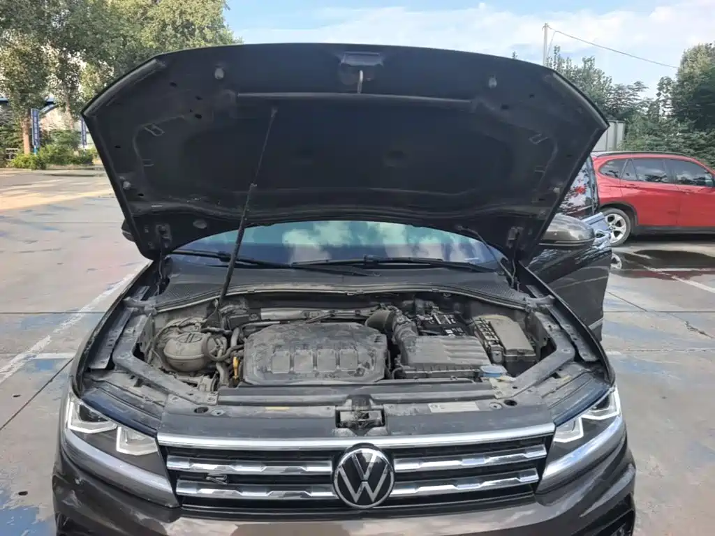 Volkswagen Tiguan L 2021 — фото 20