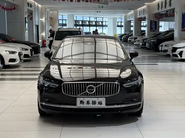 Volvo S90 2021