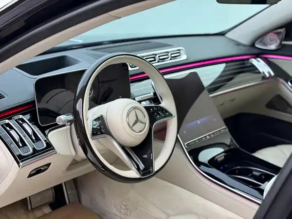 Mercedes-Benz Maybach S-Class 2023