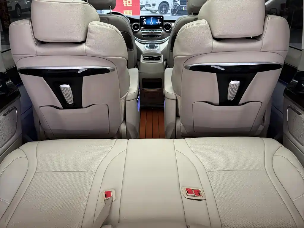 Mercedes-Benz V-Class 2022 — фото 5