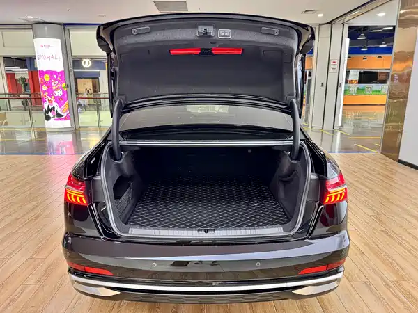 Audi A6L 2023