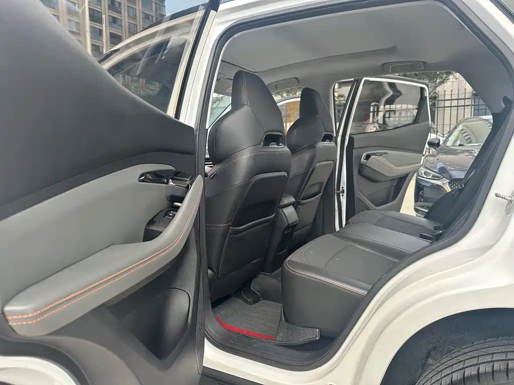 Baojun RS-3 2021