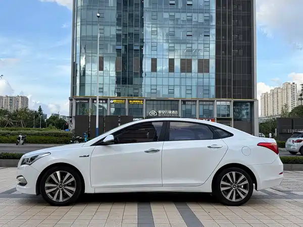 Hyundai Mistra 2016
