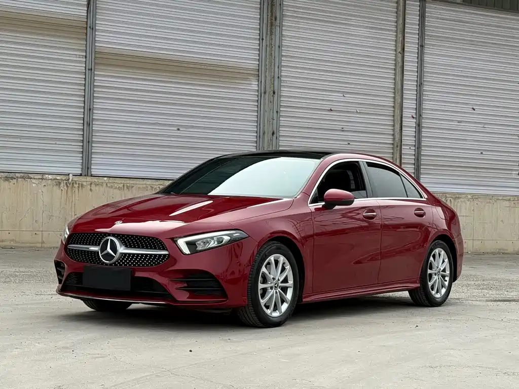 Mercedes-Benz A-Class 2020 — фото 1