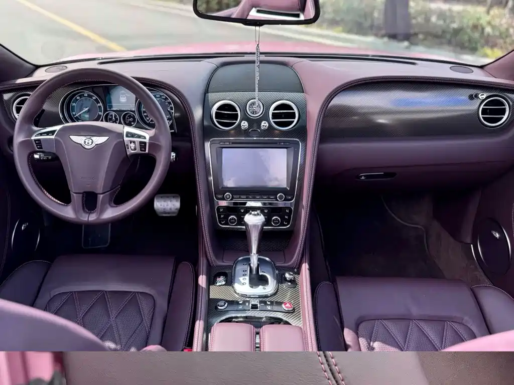 Bentley Continental 2015 — фото 4