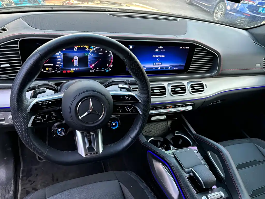 Mercedes-Benz GLE AMG 2025 — фото 9