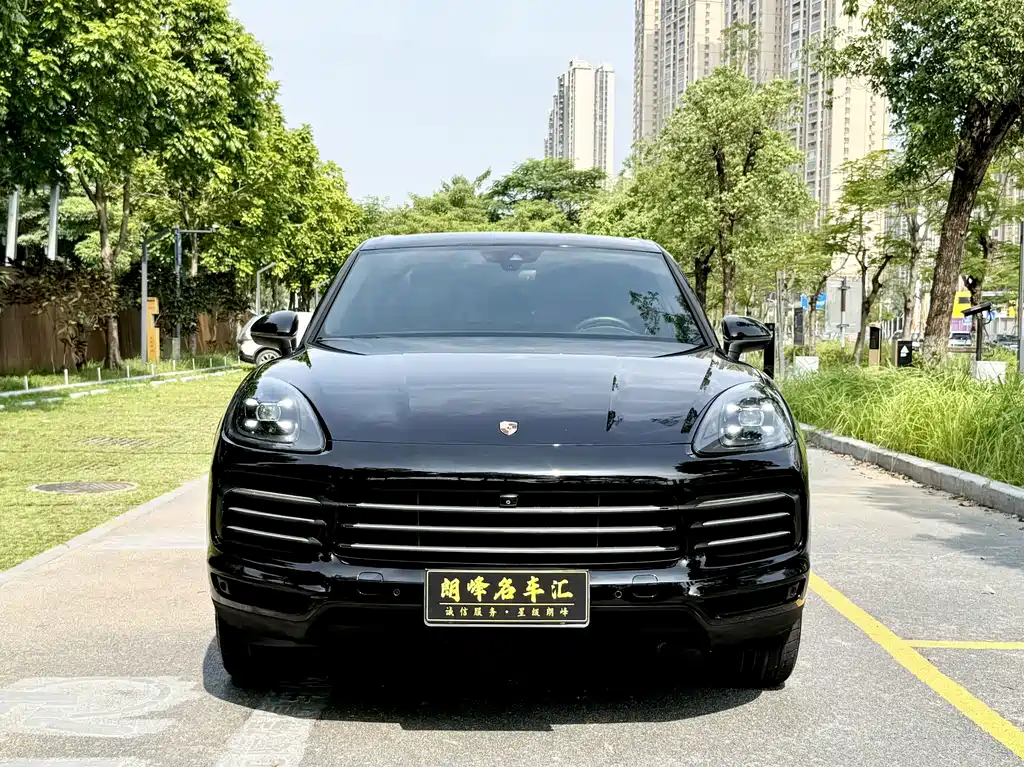Porsche Cayenne 2018 — фото 2