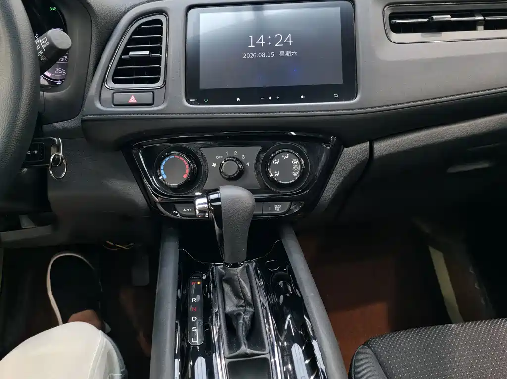Honda Vezel 2022 — фото 16