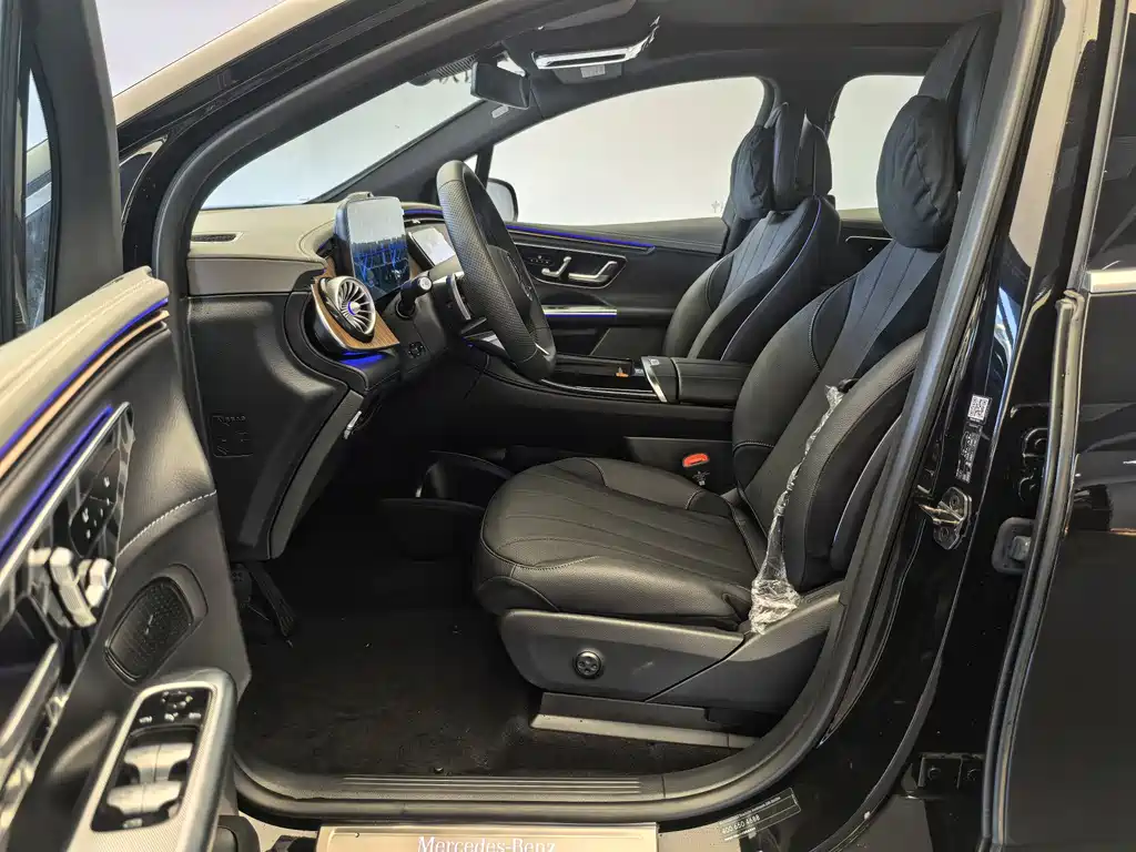 Mercedes-Benz EQE SUV 2025 — фото 14