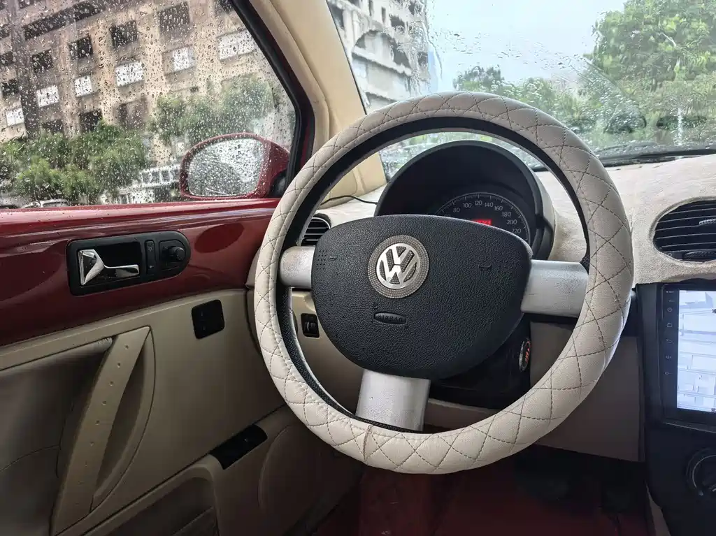 Volkswagen Beetle 2011