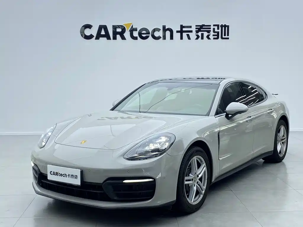 Porsche Panamera 2024 — фото 1