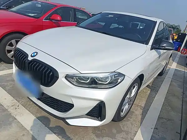 BMW 1 Series 2023