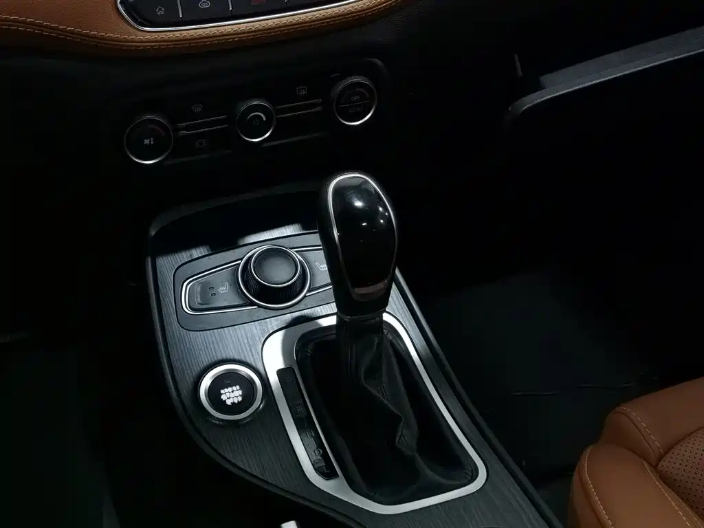 Chery Tiggo 7 2016 — фото 13