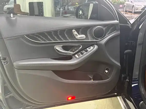 Mercedes-Benz C-Class 2019