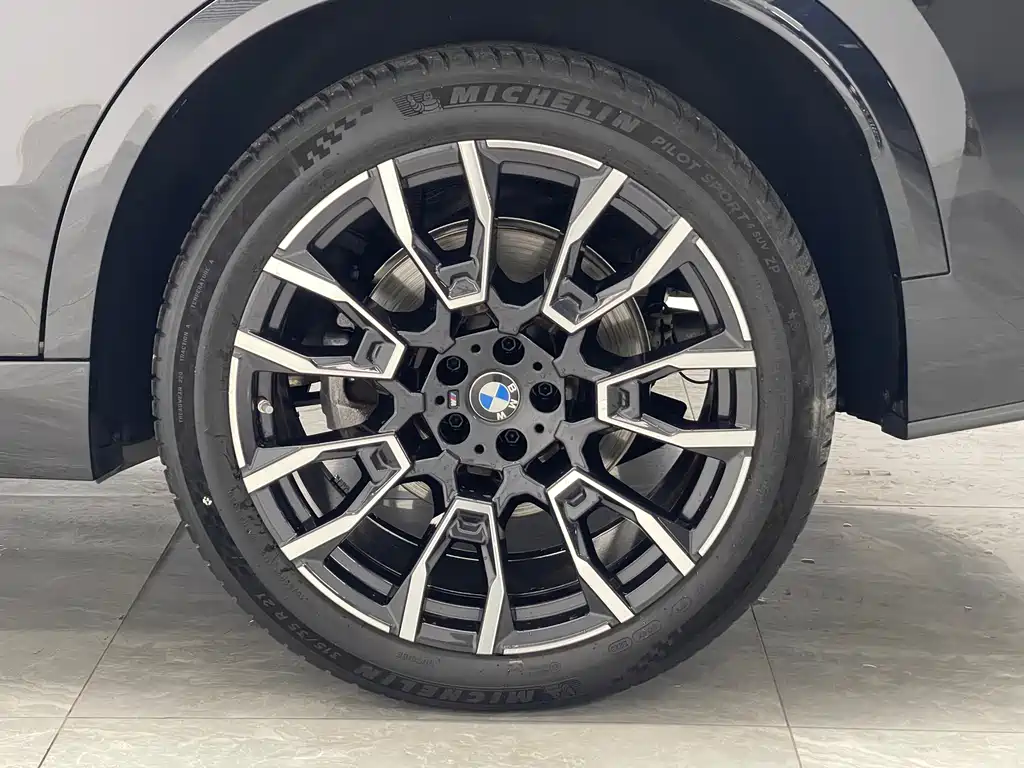 BMW X5 2024 — фото 19