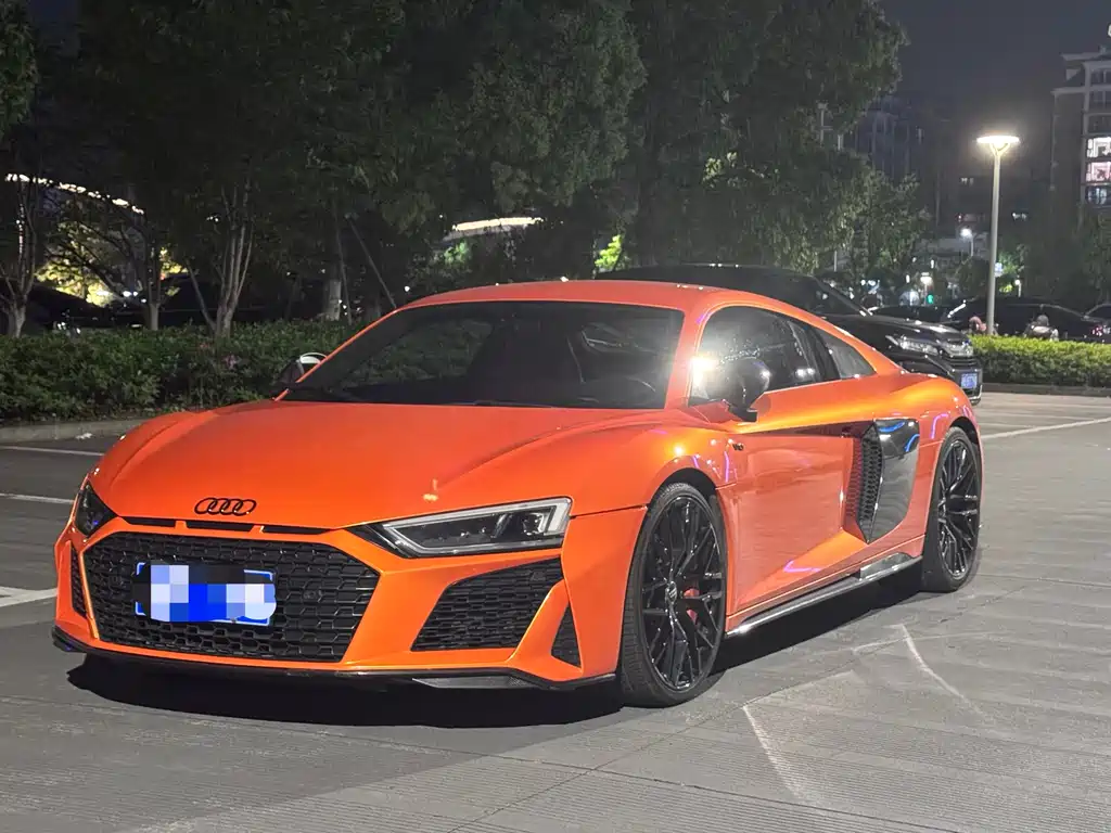 Audi R8 2018 — фото 1