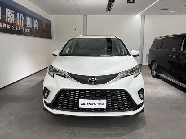 Toyota Granvia 2025