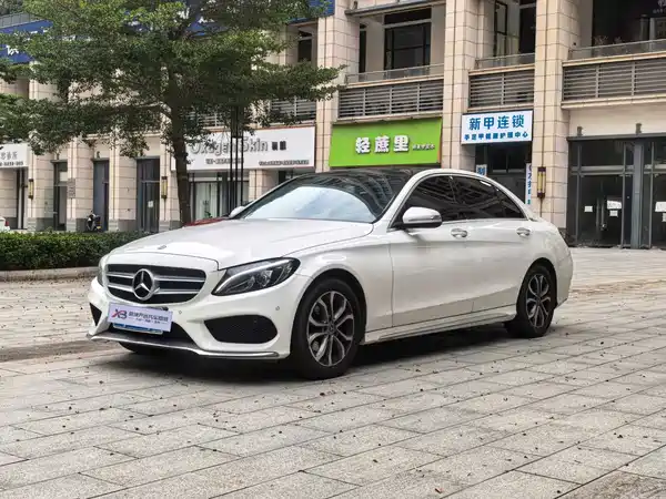 Mercedes-Benz C-Class 2018