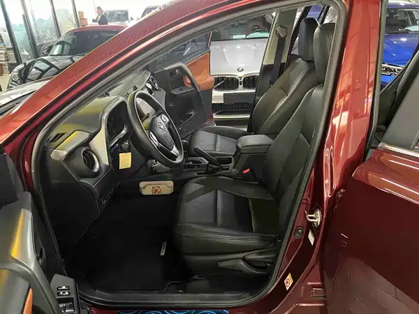 Toyota RAV4 2017