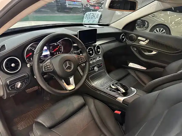 Mercedes-Benz C-Class 2018