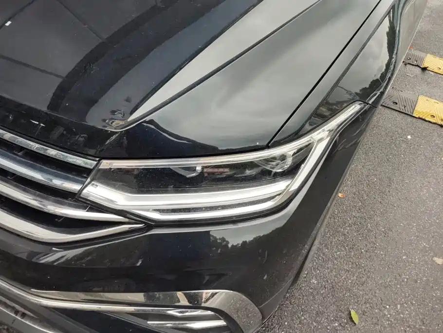 Volkswagen Tiguan L 2024