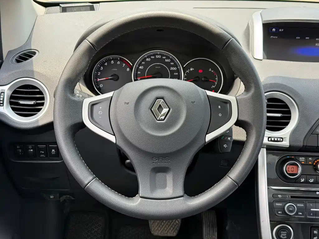 Renault Koleos 2014 — фото 10