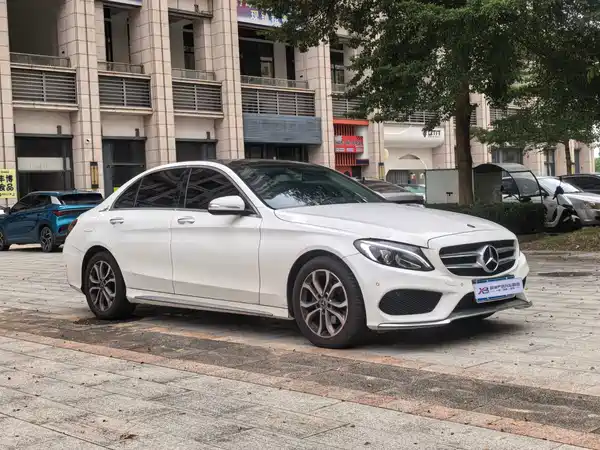 Mercedes-Benz C-Class 2018