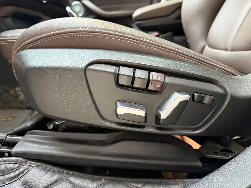BMW X1 2021 — фото 12