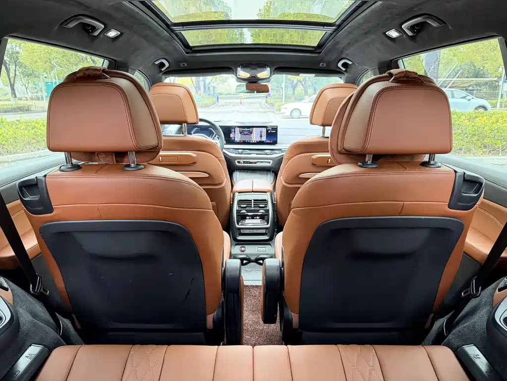 BMW X7 2024 — фото 16