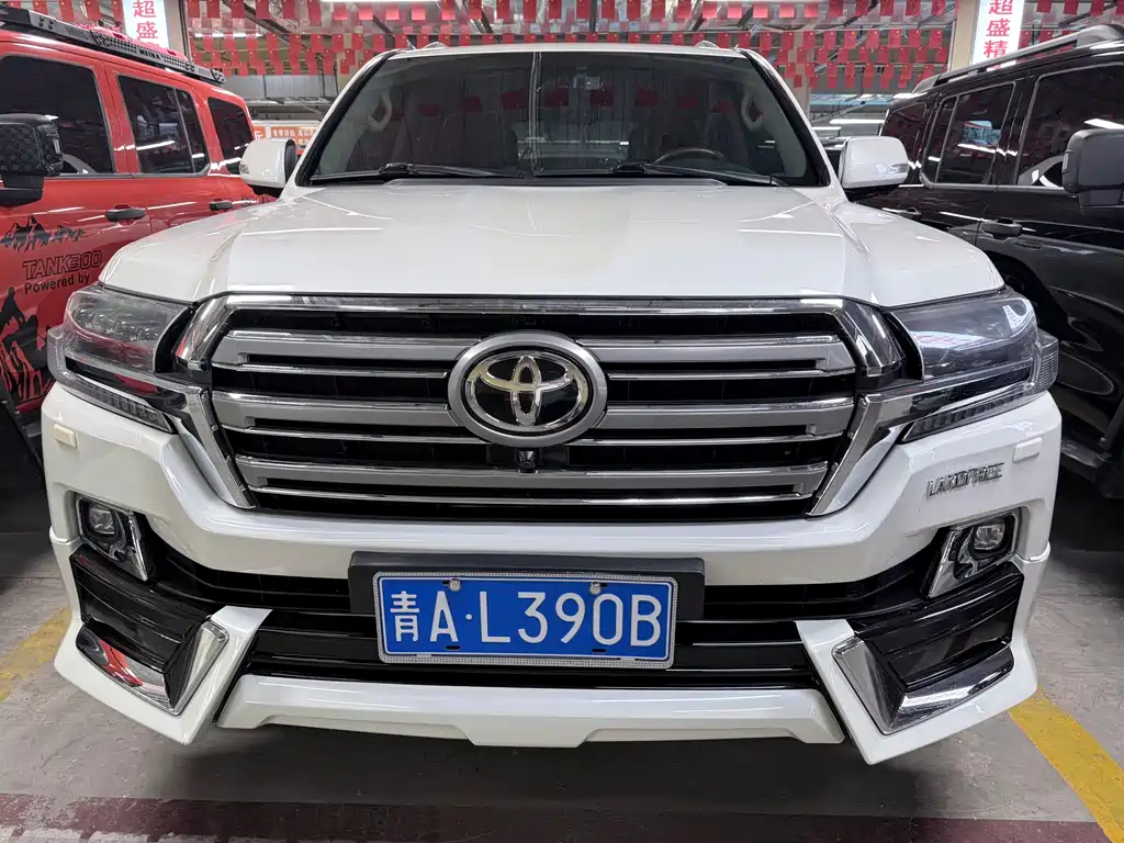 Toyota Land Cruiser 2013 — фото 2