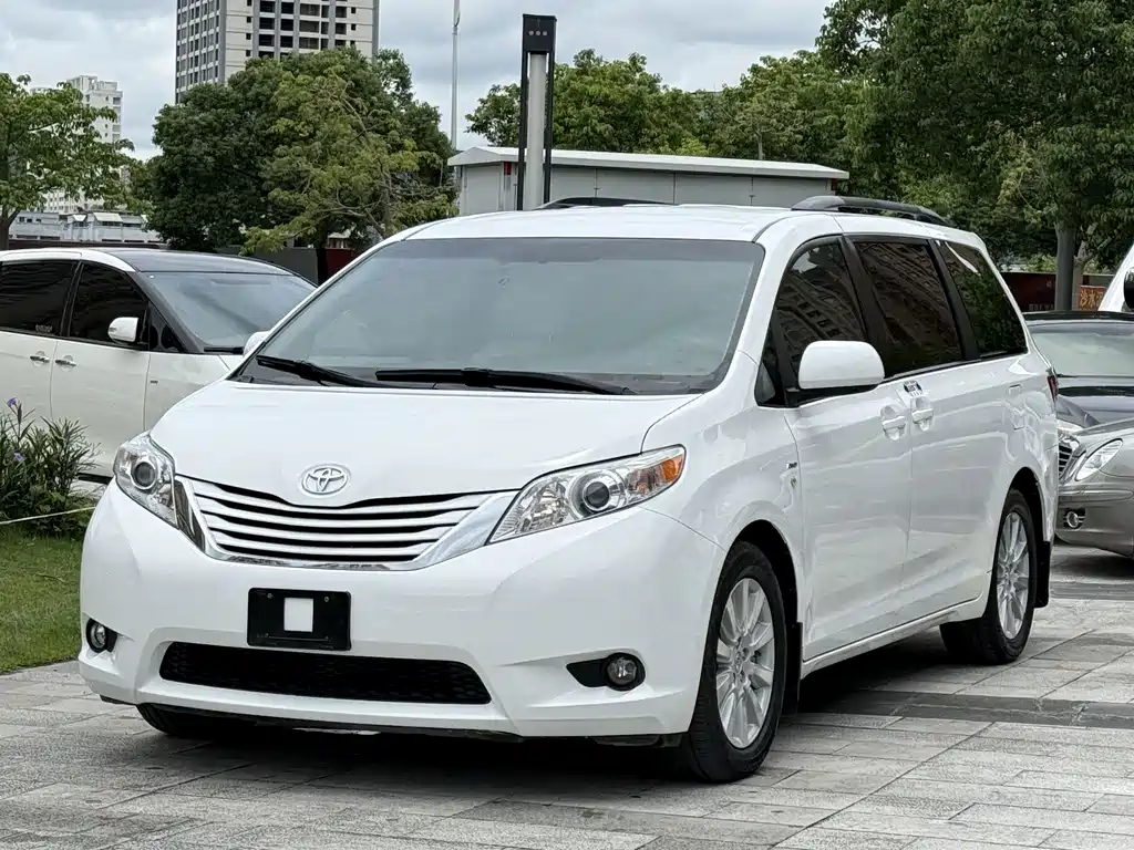 Toyota Sienna 2017