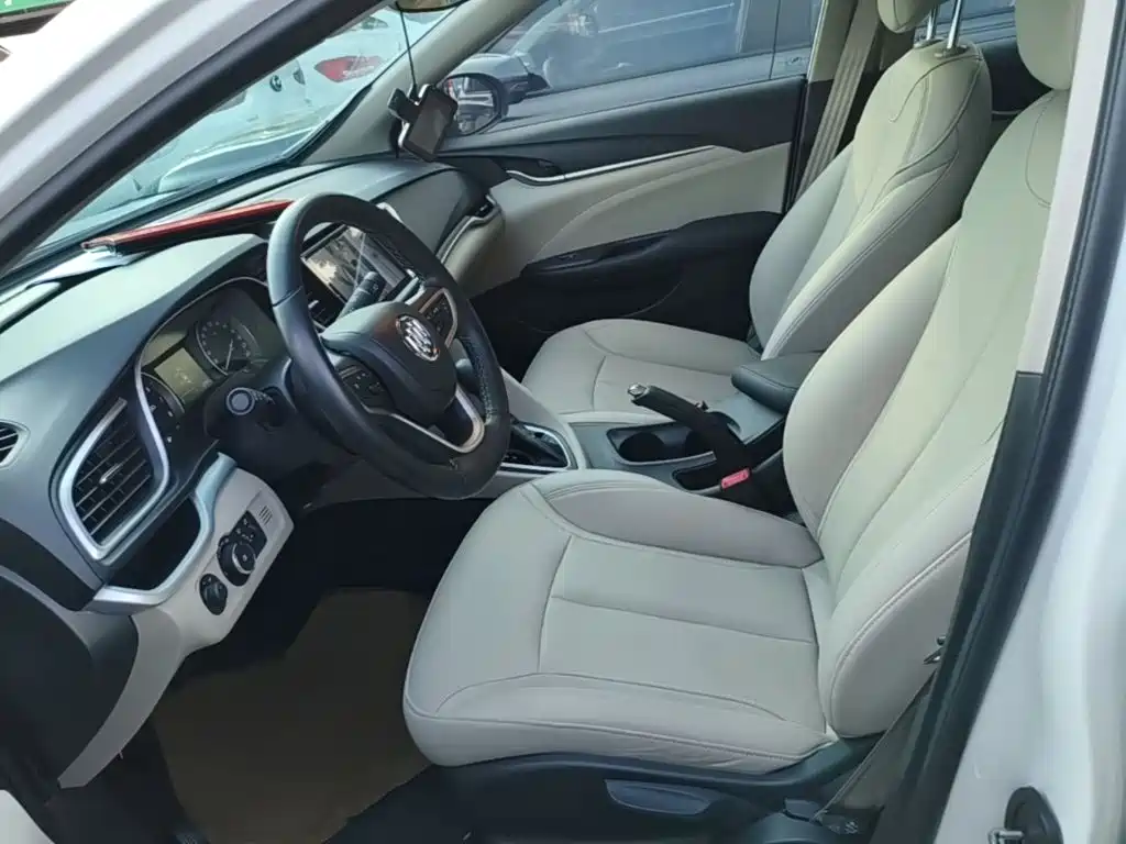 Buick Excelle 2020 — фото 15
