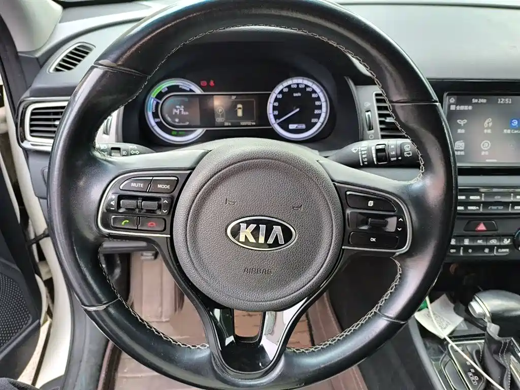Kia Niro 2017 — фото 3