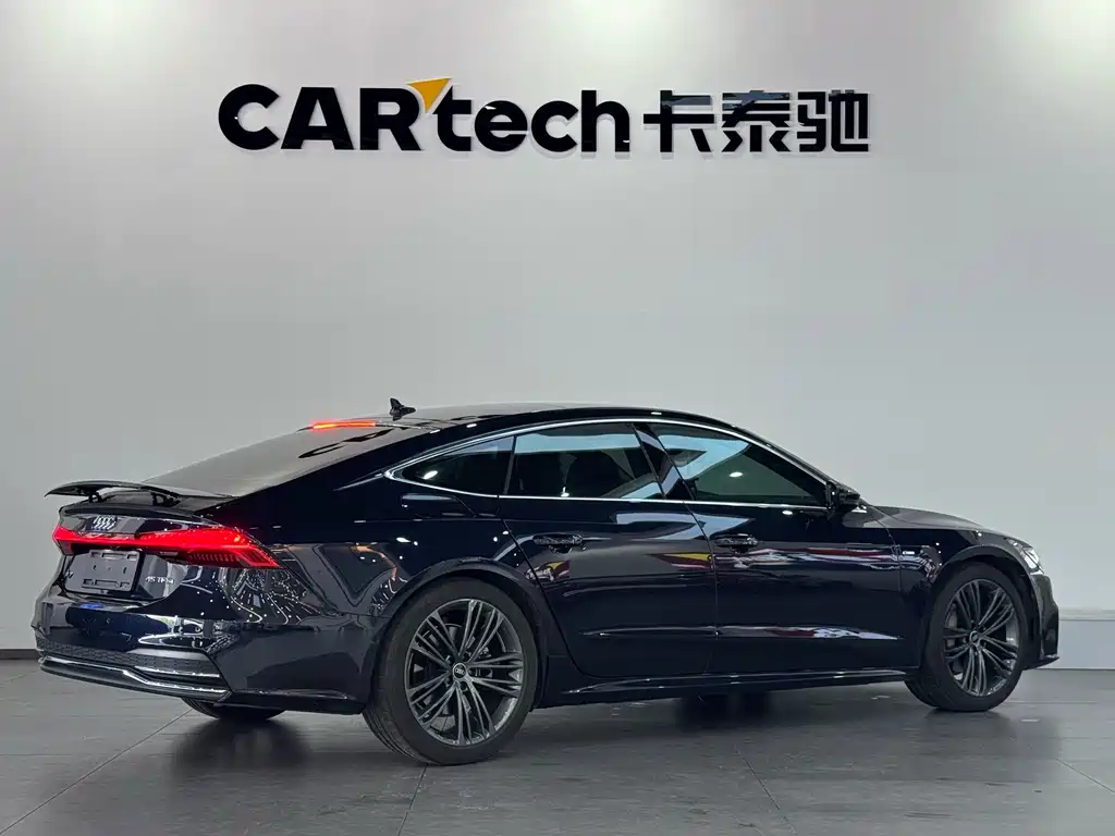 Audi A7 2023 — фото 28