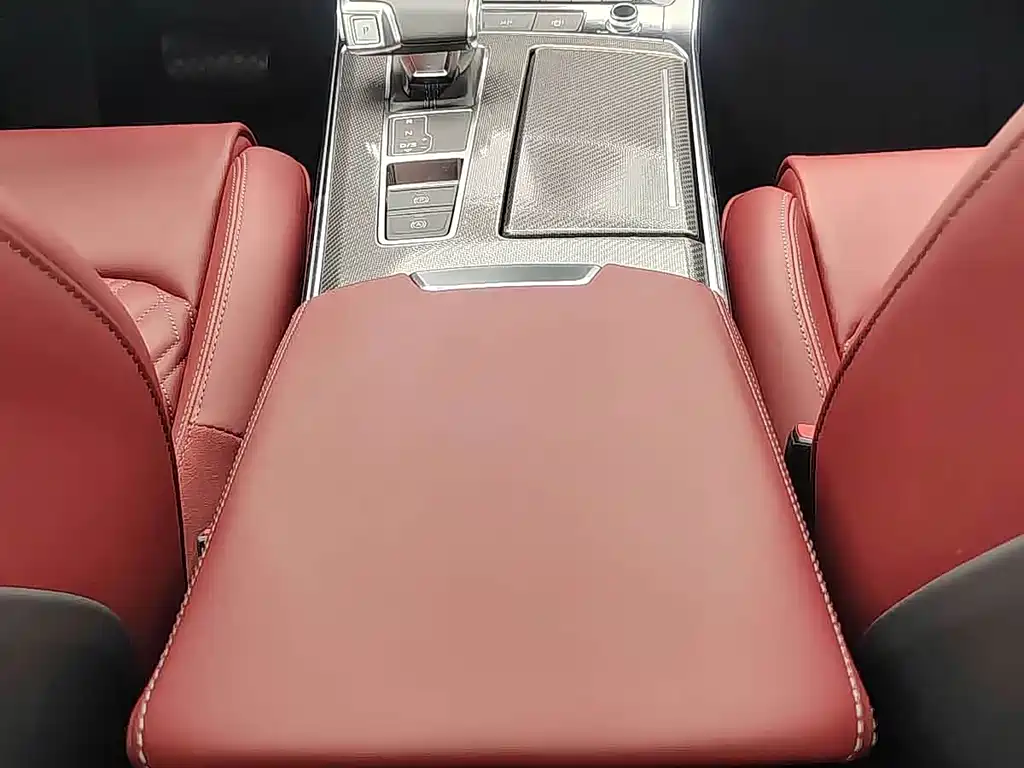 Audi A7L 2025 — фото 10