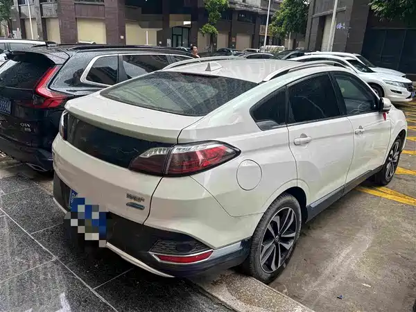 Venucia T90 2018